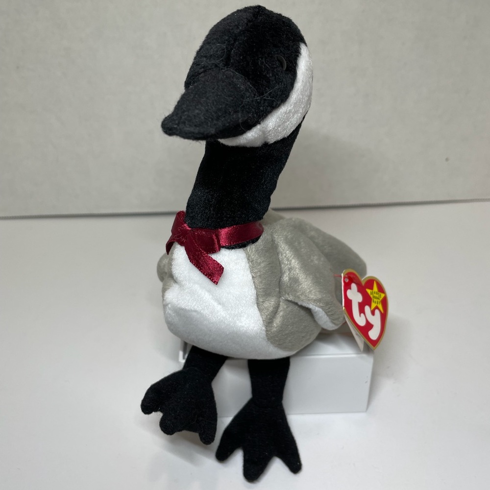 TY 1998 Retired “Loosy” the Canadian Goose  Beanie Baby